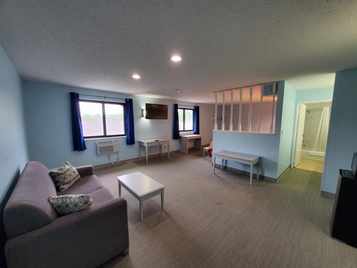 Coastal Inn & Suites Wilmington Zewnętrze zdjęcie
