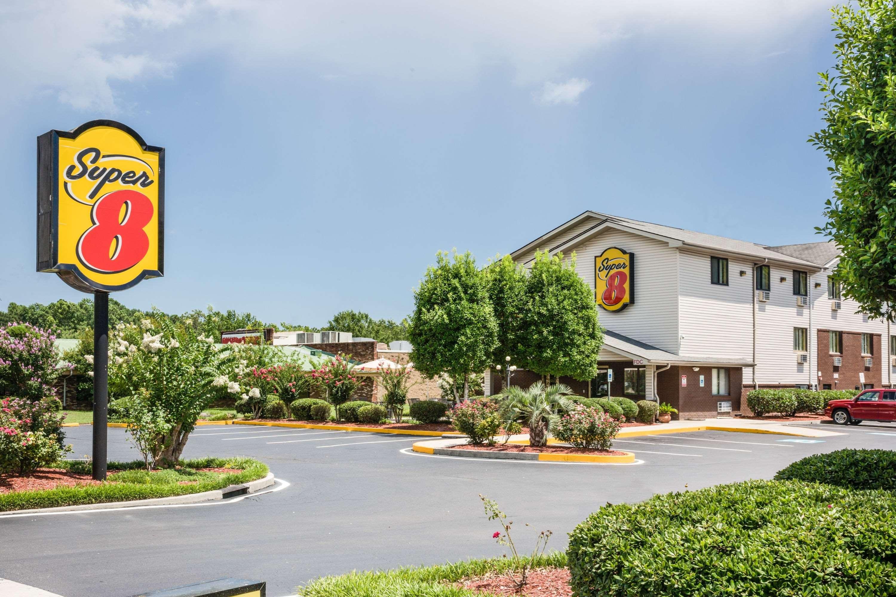 Coastal Inn & Suites Wilmington Zewnętrze zdjęcie