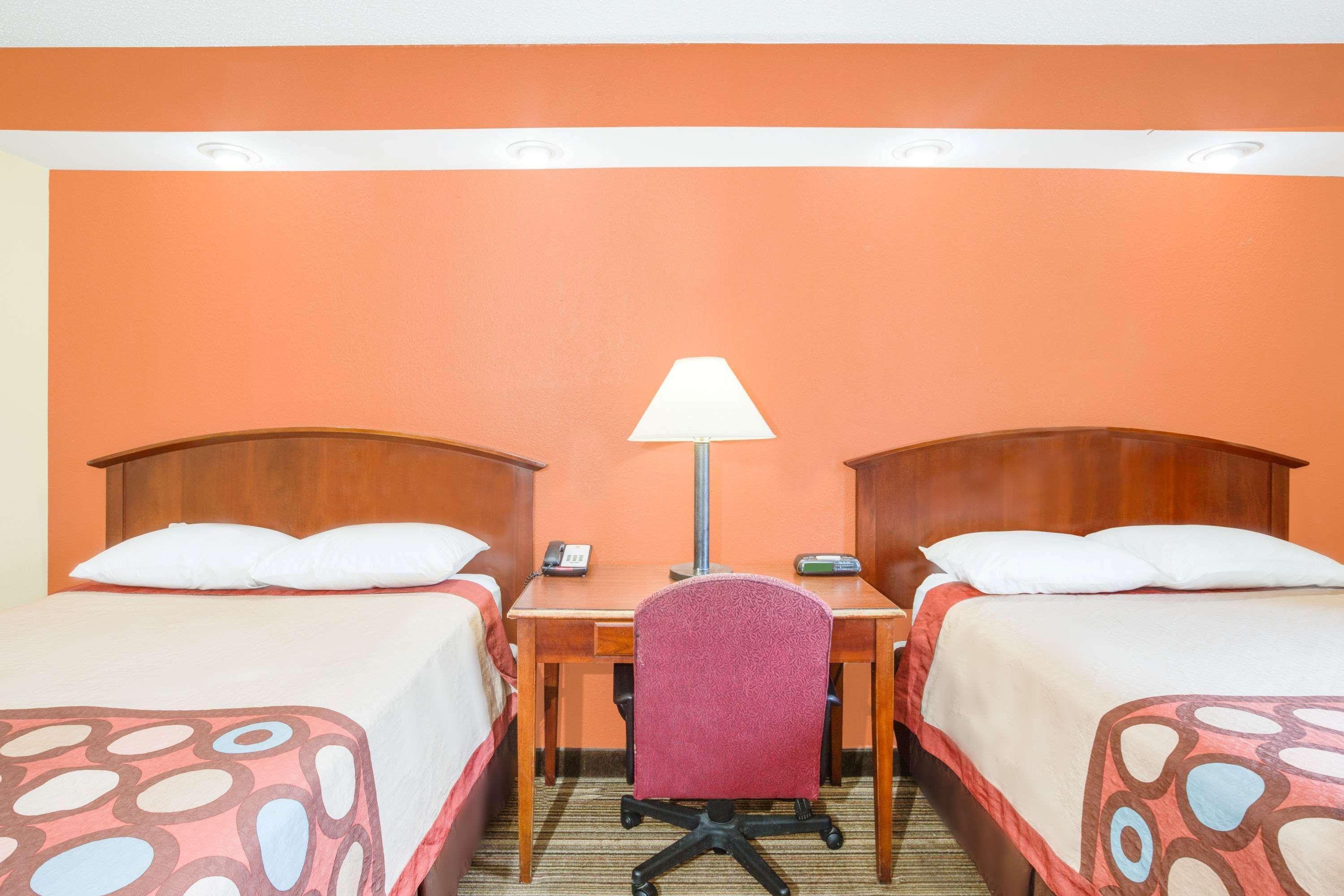 Coastal Inn & Suites Wilmington Zewnętrze zdjęcie