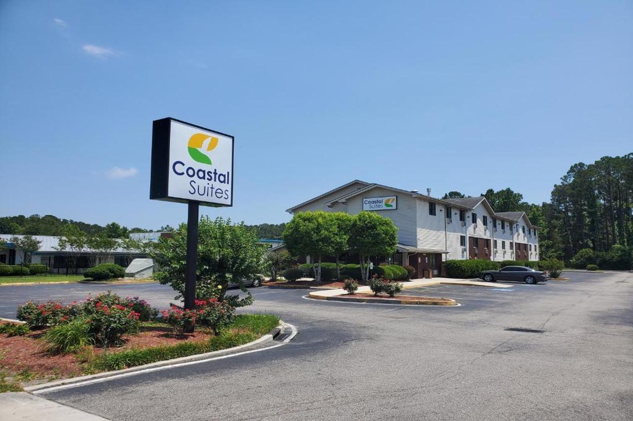 Coastal Inn & Suites Wilmington Zewnętrze zdjęcie